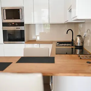 Przy Metro Kondratowicza Apartament Warszawa